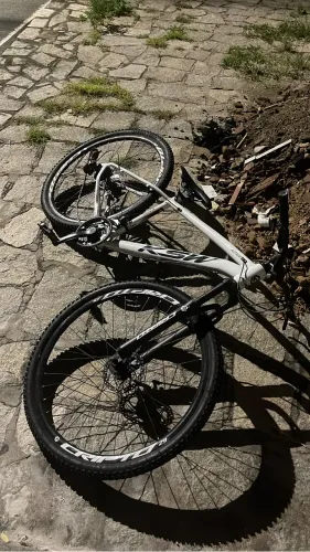 BICICLETA ARO 29 QUADRO 17 KSW XLT100