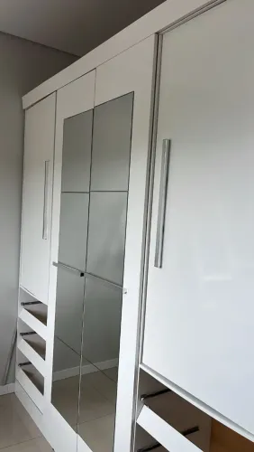 Guarda roupa barato