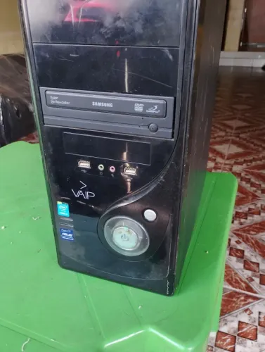 CPU. 1155 proc: i3 3.30 ghz..hd de 1 terabyte..12 gb de ram... tudo ok.. 200 reais