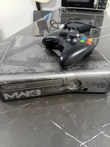 Xbox360 edição especial mw3 bloqueado 220v