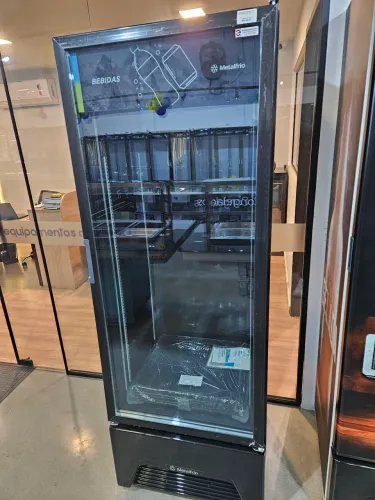 refrigerador expositor de bebidas 403 litros