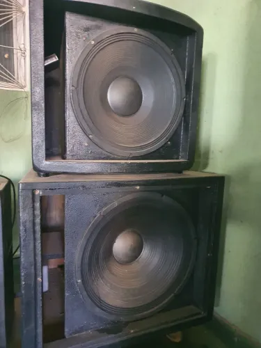 Vende-se som P.A 