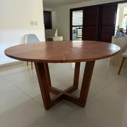 Mesa de jantar madeira maciça