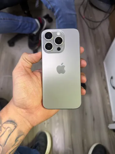 iPhone 15 pro 128GB