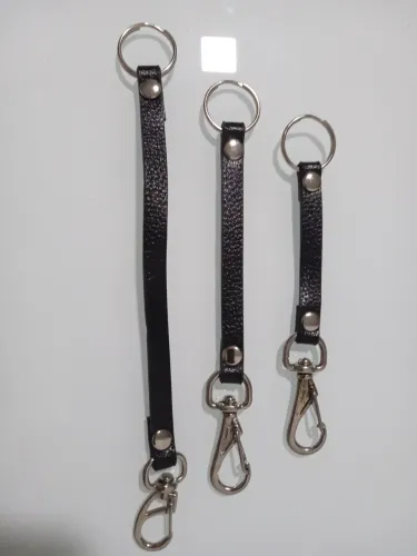 Chaveiro de couro