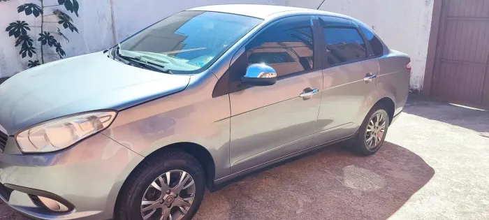 Fiat Grand Siena Attrac. 1.4 EVO F.flex 8V 2015