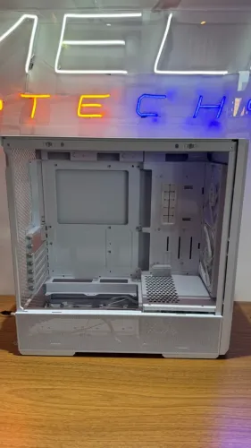 Gabinete Lian li 207