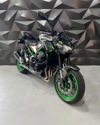 Z 900