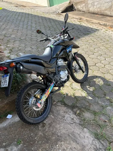 Vendo xre 300 2015