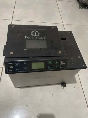 Máquina de fazer pão caseira