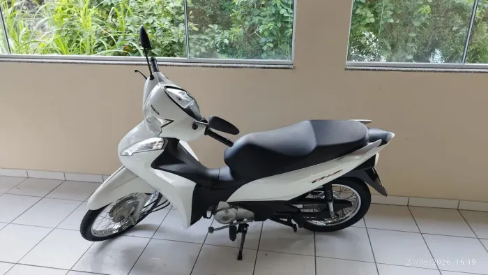 Vendo biz 2018 - IMPECÁVEL - Fone *