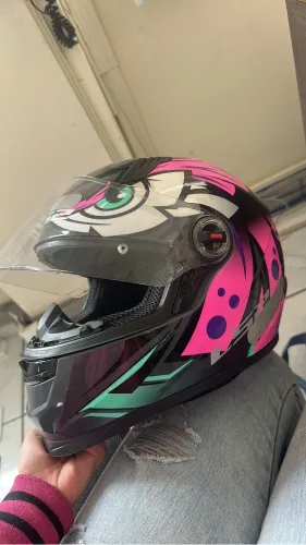 Capacete Ls2 novo, pouco tempo d uso 