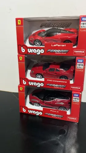 Coleção Ferrari Bburago 1:43 LaFerrari F40 Competizione FXX K Lacradas