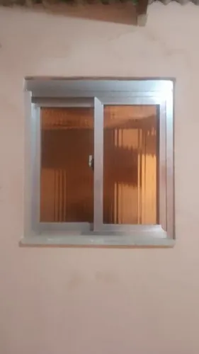 Janela de alumínio