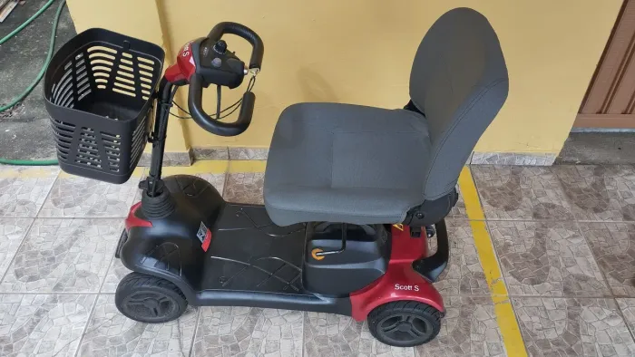 Vendo Scotter Elétrico para idosos