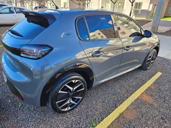 Peugeot 208 GT 1.0 Turbo Flex 5P Aut. 2025
