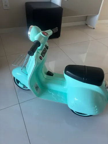 Lambreta elétrica infantil 