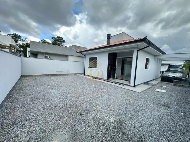 Residencial  Casa - Venda - 200,00 (M²) de Área Total - 67,00 (M²) de Área Privativa - R$: