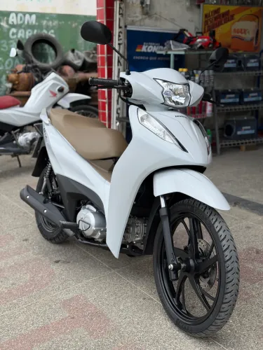 Biz EX 125 ano 2025/2025 emplacada 26