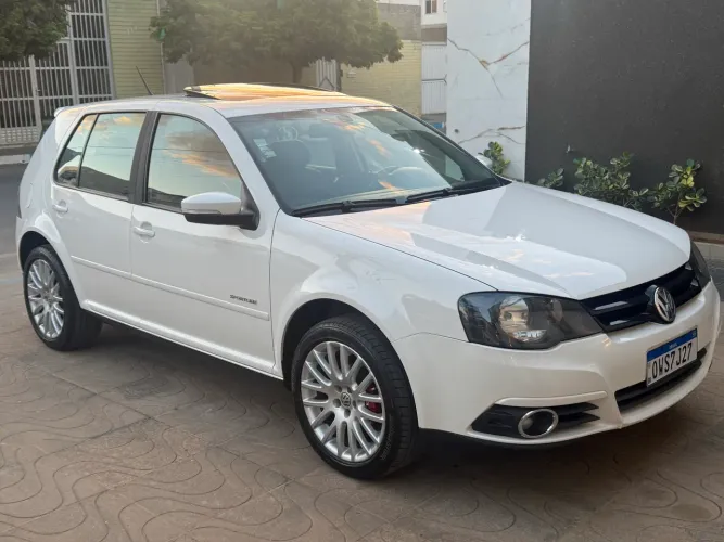 Volkswagen Golf Sportline 1.6 MI Total Flex 8V 4P 2014