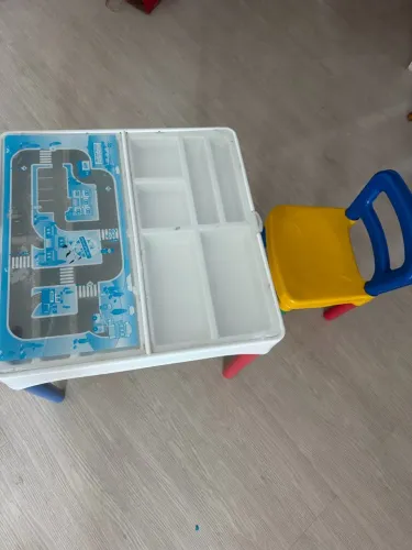 mesa e cadeira infantil 
