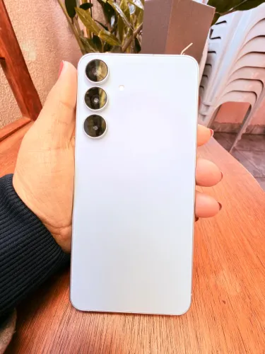 SAMSUMG S25 FE na Garantia Impecável