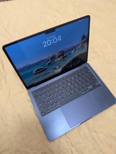MacBook m3 Air 256 GB 8 ram novíssimo bateria 99%