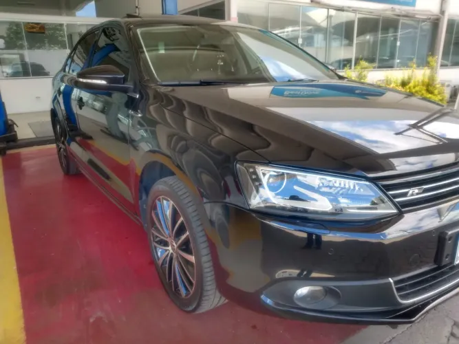 Volkswagen Jetta Highline 2.0 TSI 16V 4P Tiptronic 2014