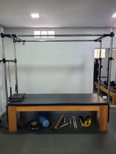 Aparelhos de Pilates completos em ótimo estado