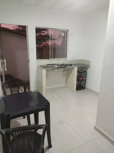 KITNET ESPAÇOSA 2 AMBIENTES