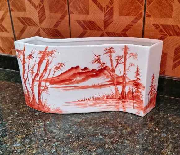 VENDO VASO DE PORCELANA PINTADO A MÃO (PEÇA EXCLUSIVA) NOVO !!!
