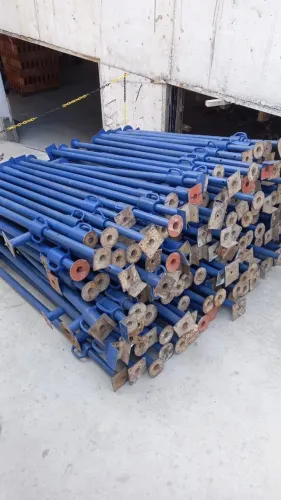 Escoras Metálicas 3,20m