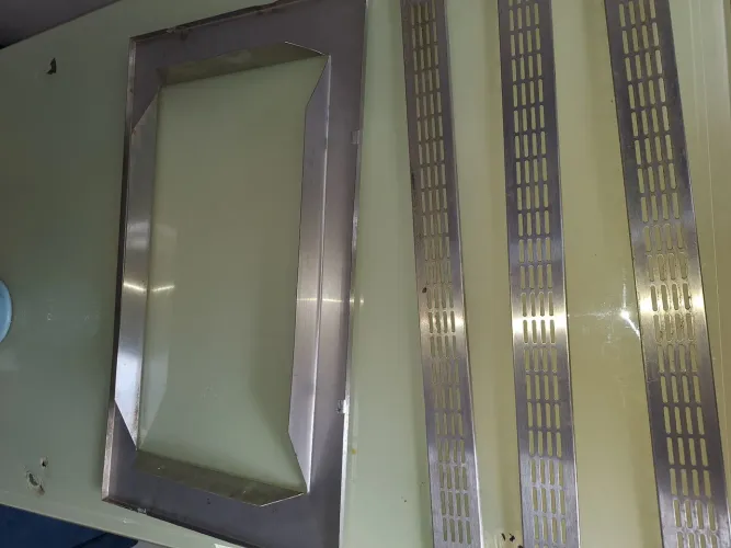Moldura para micro-ondas 