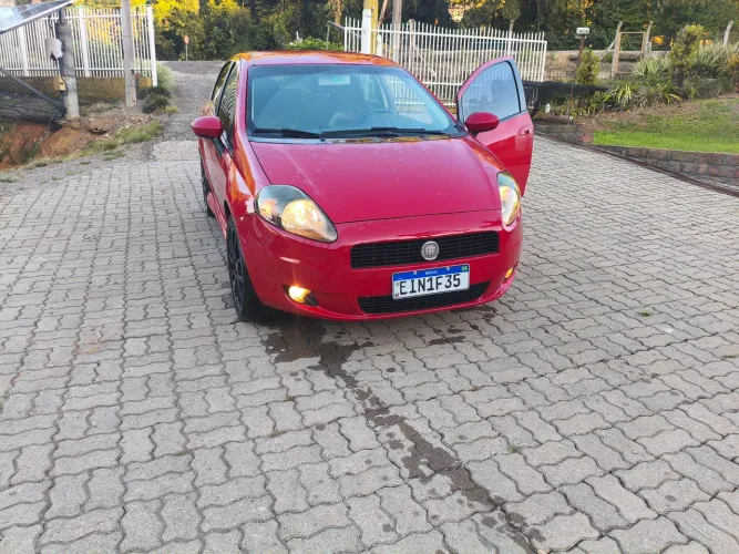 Fiat Punto 1.4 Fire Flex 8V 5P 2010