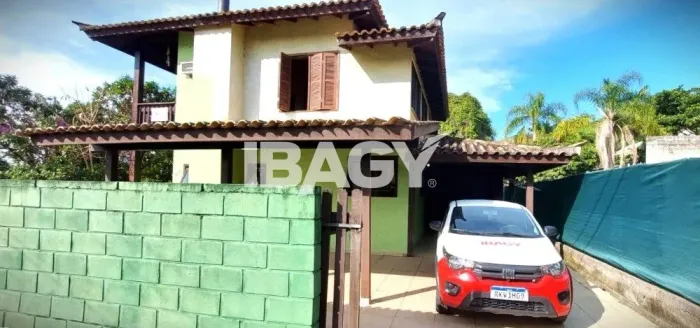 Excelente Casa 3 dormitório(s) em Lagoa da Conceição - Florianópolis