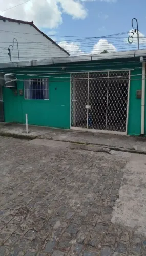 Casa com 3 dormitórios à venda, 300 m² por R$ 700.000,00 - Cordeiro - Recife/PE
