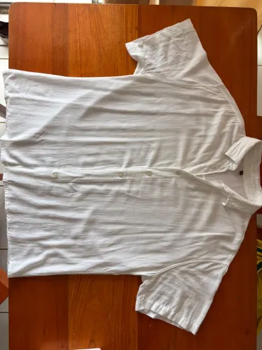 CAMISA EM LINHO BRANCA (T:M)