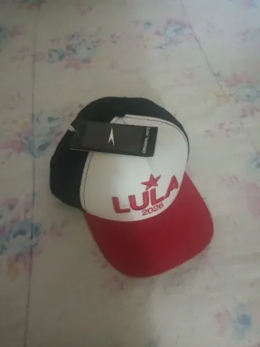 Boné novo ?