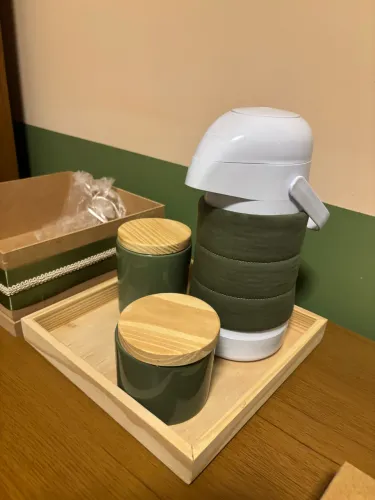 Kit de higiene e caixa para lembrancinha de maternidade 
