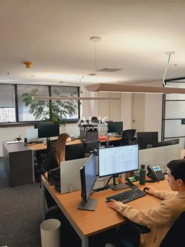Sala Comercial para alugar, 196m² - Itaim Bibi