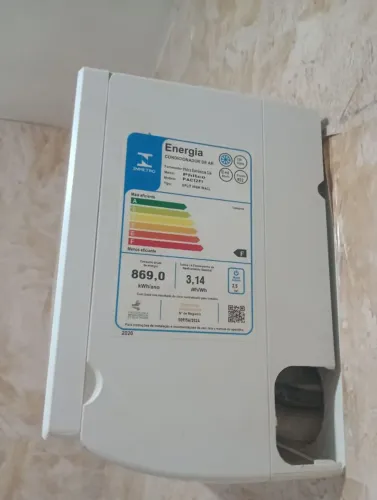 Vendo ar condicionado,12 mil btu ,estar novo ,3 meses de uso só,