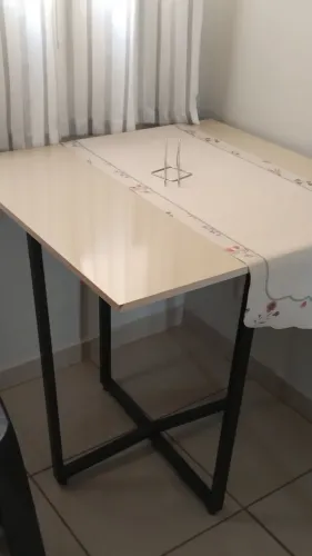 Mesinha de jantar