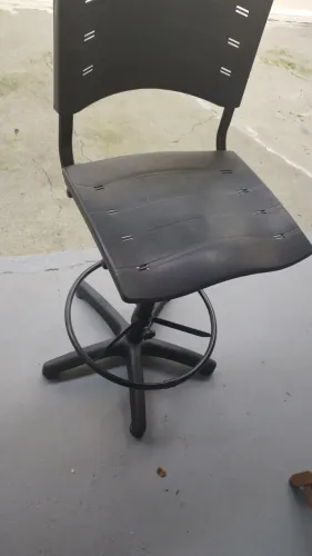 Banqueta alta