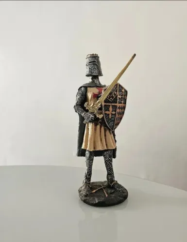 Escultura Cavaleiro Templario 