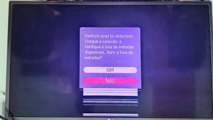 TV 32 polegadas com defeito retirada de peças