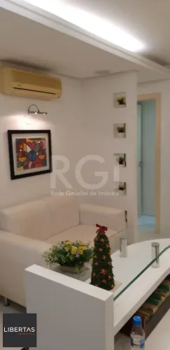 Sala comercial com 40m² privativos localizado no bairro Petrópolis em Porto Aleg