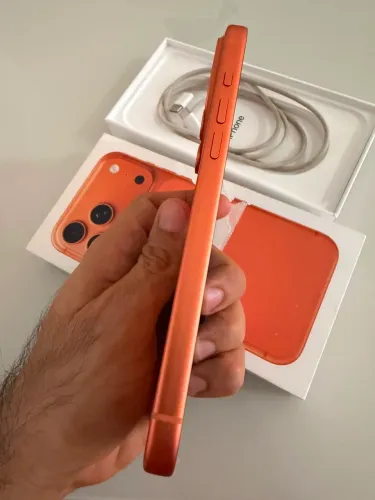 17 pro max laranja