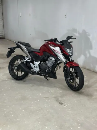 CB Twister 300F