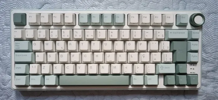 Teclado Mecânico RK R75 Royal Kludge