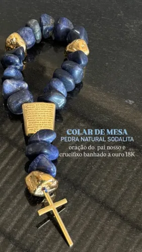 COLAR DE MESA DE PEDRAS NATURAIS